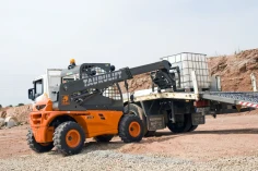 AUSA T144H dyzelinis teleskopinis krautuvas