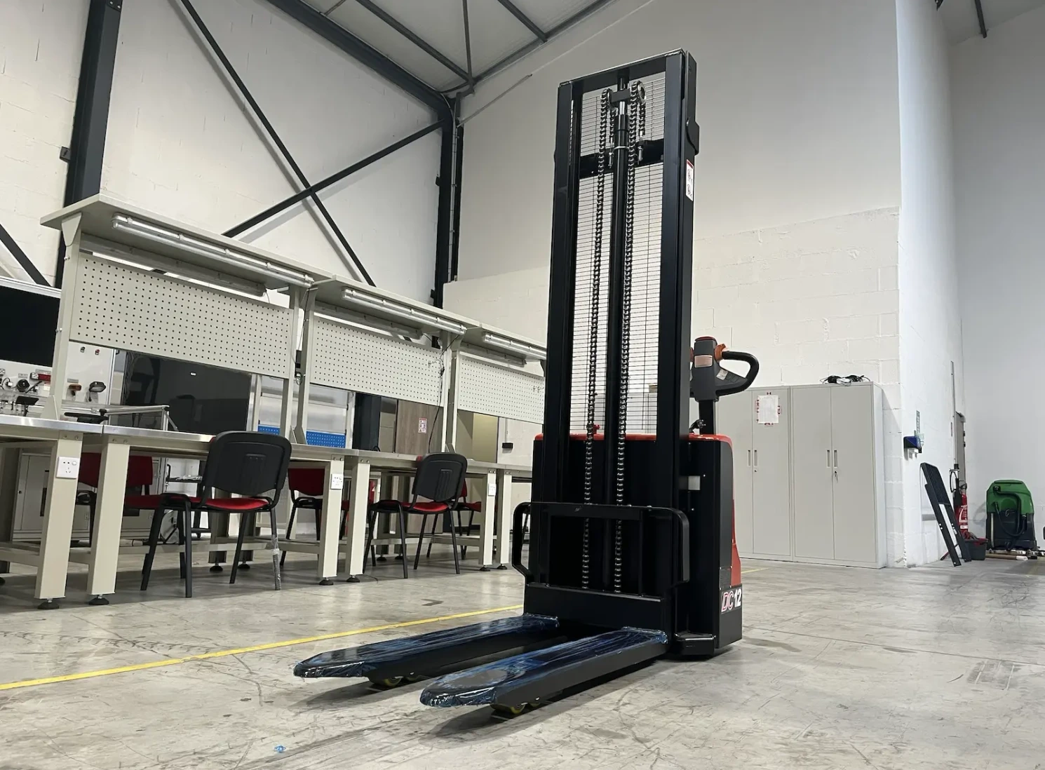 HELI CDD 12–15 J-LI elektrinis rietuvas