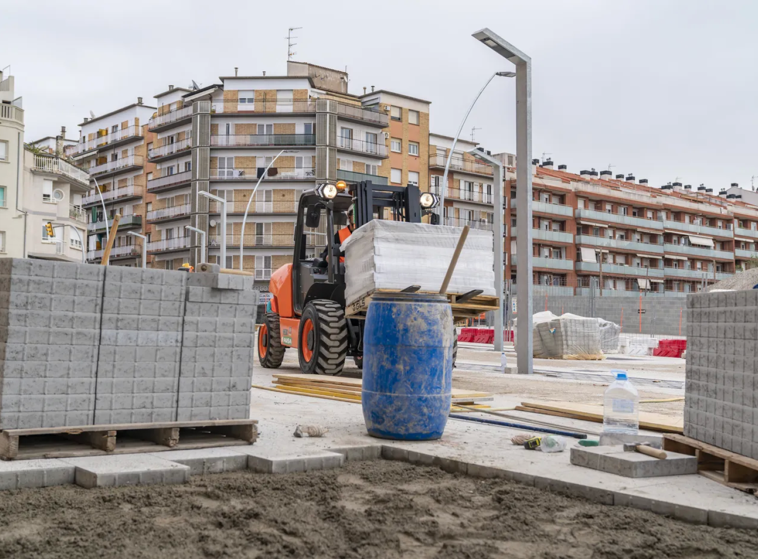 AUSA C201H dyzelinis visureigis šakinis krautuvas